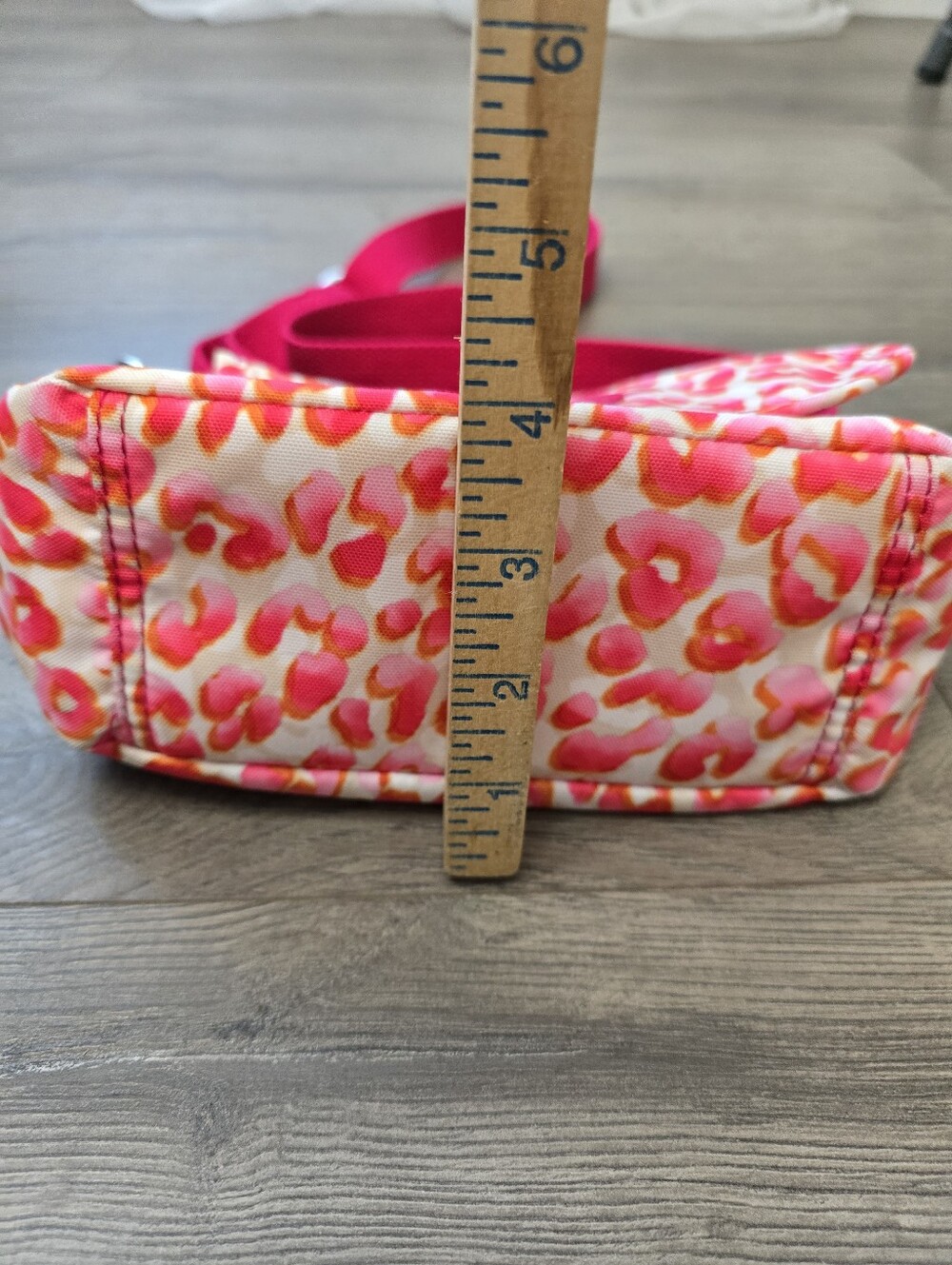 Kipling Sabian Crossbody Mini Bag vibrant neon pink and orange animal print - Picture 4 of 10